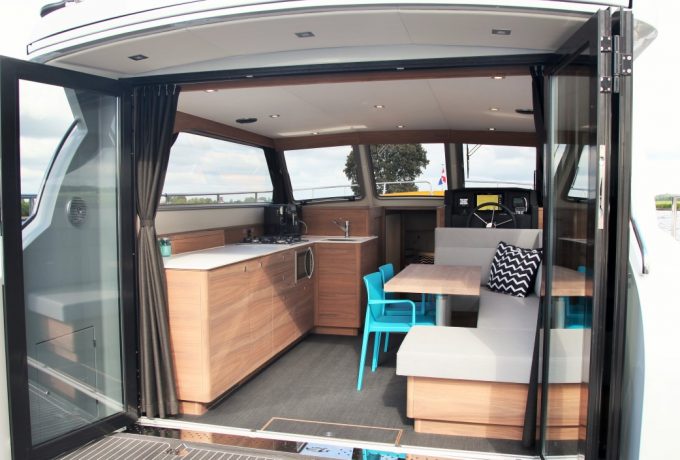 Steeler NG 43 Perfecto huren in Aalsmeer, Noord-Holland