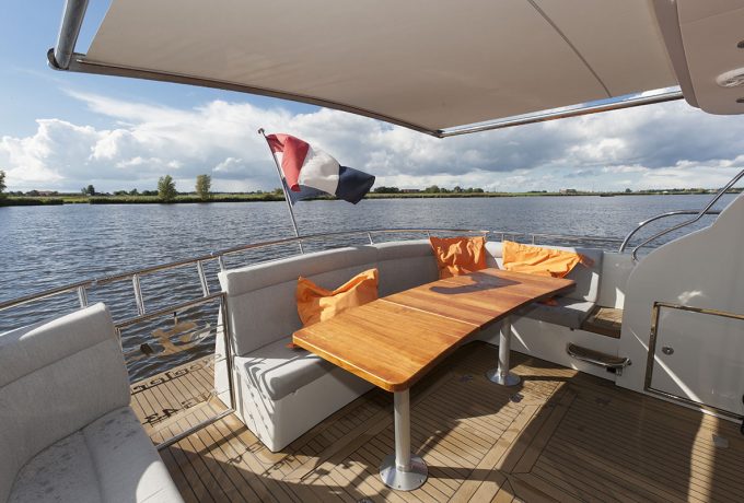 Steeler NG 43 Perfecto huren in Aalsmeer, Noord-Holland