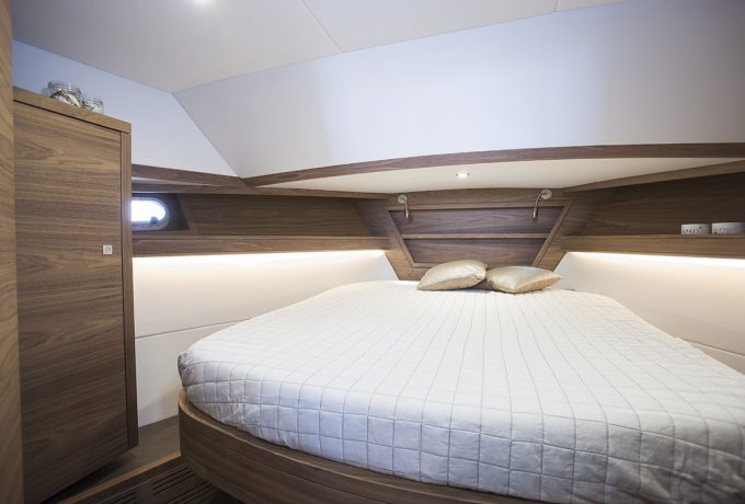 Steeler NG 43 Perfecto huren in Aalsmeer, Noord-Holland