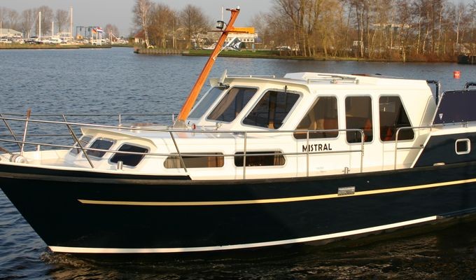 Aquanaut 950 Mistral huren in Terherne, Friesland