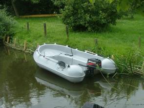Motorboot huren in Sneek, Friesland